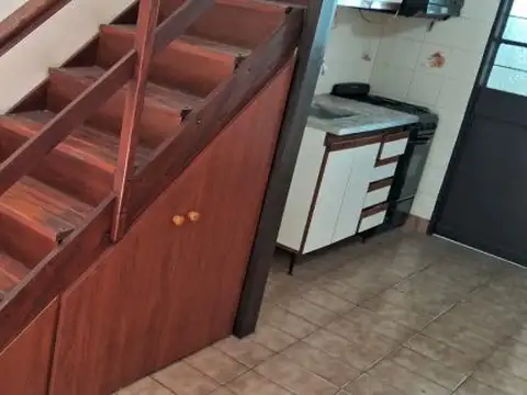 Depto Tipo Casa en Alquiler de 1 dormitorio