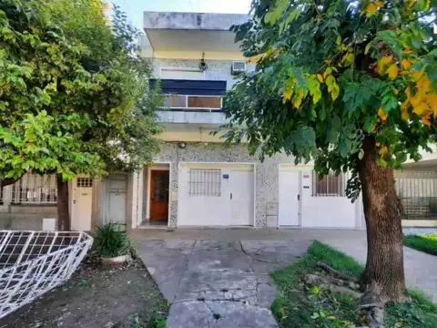 Alquiler dpto 2 AMB, planta baja - BERNAL OESTE-