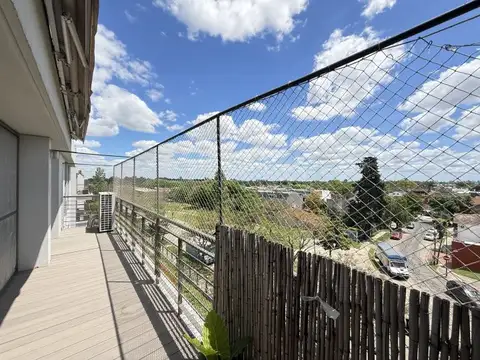 Departamento en Alquiler de 4 ambientes