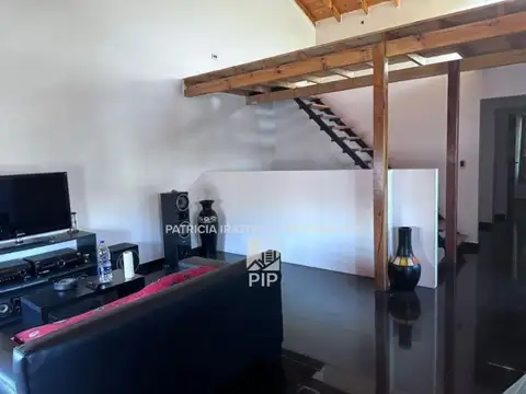 Depto Tipo Casa en Venta de 3 ambientes