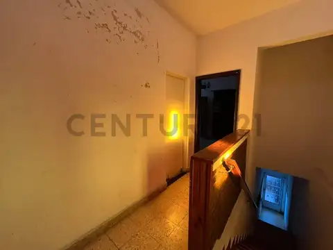 Mariano Moreno 4400, Piso 0