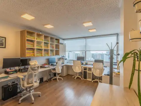Oficina en Venta en Barrio Parque San Martín, USD 71.000