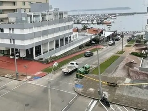 Departamento - Venta - Uruguay, PUNTA DEL ESTE - AV GORLERO 403