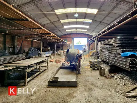 Venta de deposito con oficinas a mts de RP8, en Pilar