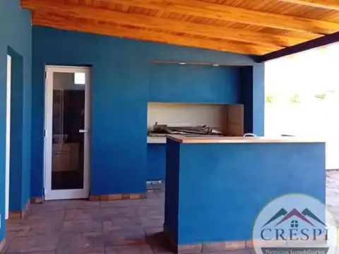 Casa 3 ambientes con 2 baños