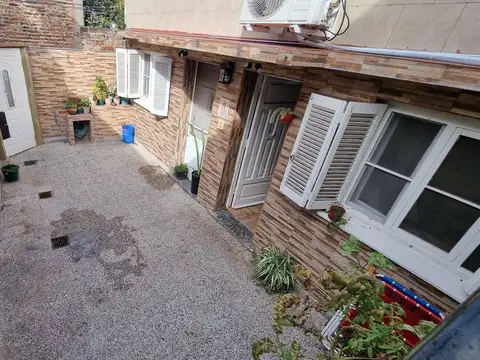 Depto Tipo Casa en Venta 50 años