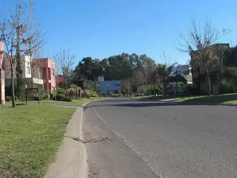 Terreno en Venta en Pilar del Este - San Ramiro, USD 51.500