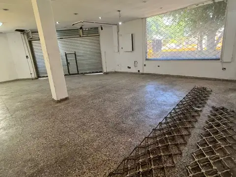 Local en Alquiler 40 años