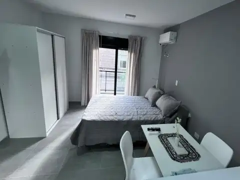 Alem 1400 , Piso 3