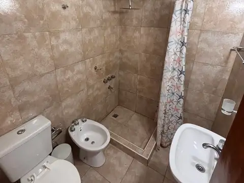 Departamento en Alquiler en Pablo Podesta, $ 380.000
