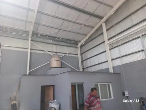 Galpon en Alquiler en Barrio Jose Hernandez, USD 1.500