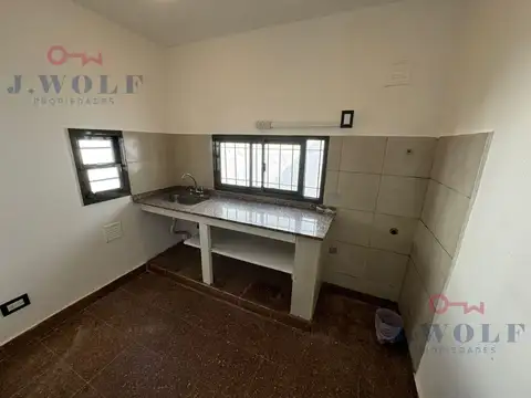 Depto Tipo Casa en Alquiler de 3 ambientes