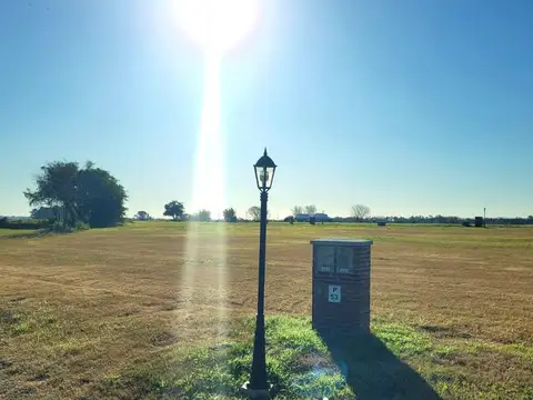 OPORTUNIDAD lote en VENTA, en altura área 13