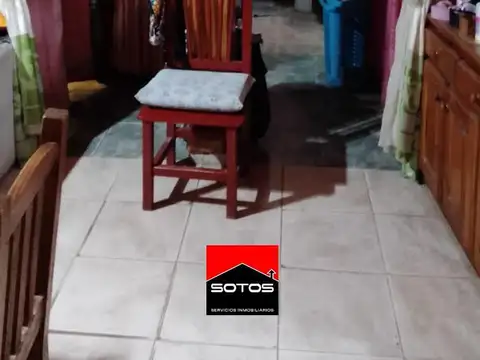 Casa 4 ambientes con 1 baño