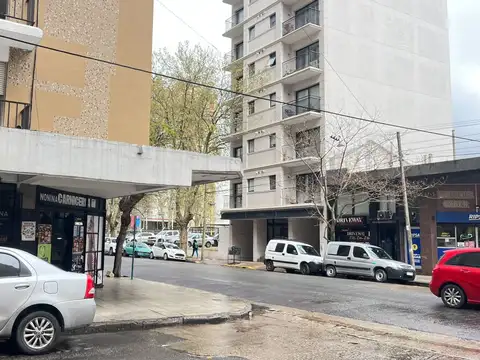 Fondo Comercio en Venta 46 años