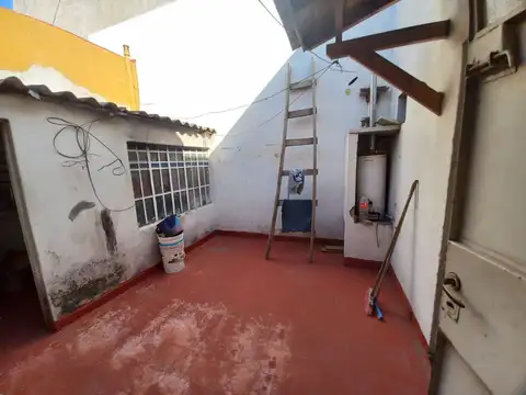 INCA 3100, Piso 1
