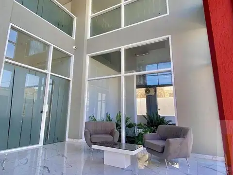 San Lorenzo 100, Piso 12