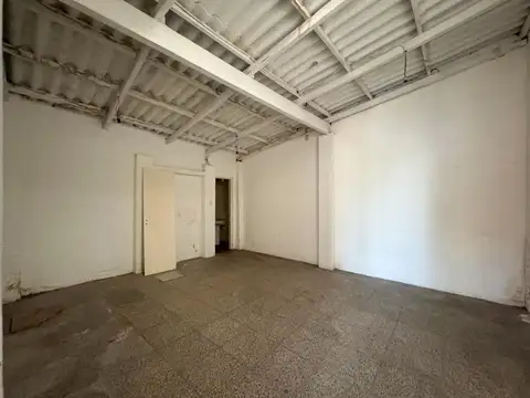 Local en Venta en Paso del Rey, USD 45.000