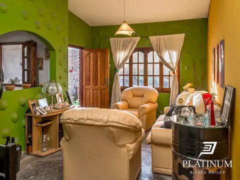 Casa 4 ambientes con 1 baño