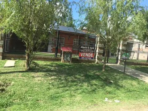 EXCELENTE CASA QUINTA ZONA CAÑUELAS