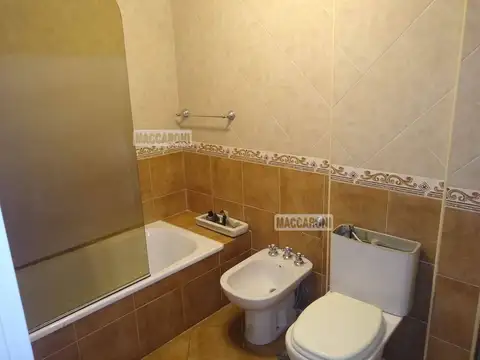 AV LARRAZABAL 500, Piso 1