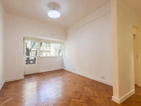 Departamento dos ambientes de categoría con balcón en alquiler en Palermo