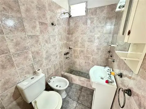 DEPARTAMENTO 3 AMBIENTES - BANFIELD - ESTE, GRAN BS. AS. SUR