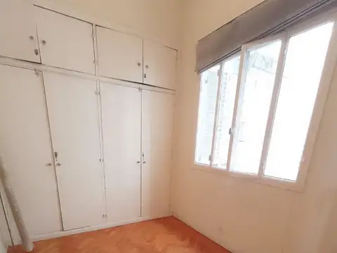 Luminoso 2 ambientes a la Venta en San Nicolás