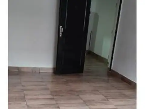 Casa 2 ambientes con 1 baño