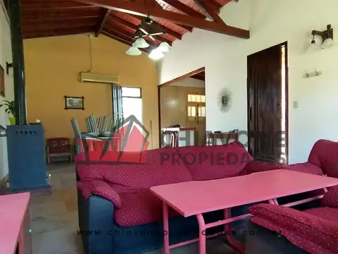 Quinta c/pileta y quincho en Villars - L20082