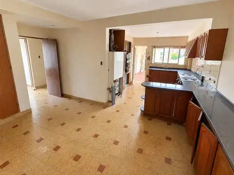 Departamento 4 ambientes con 3 baños