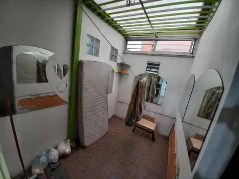 Depto Tipo Casa 2 ambientes con 1 baño