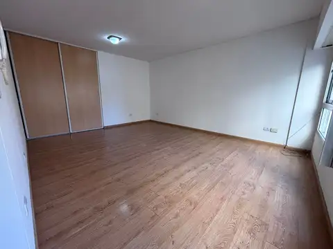 Departamento en Alquiler 25 años