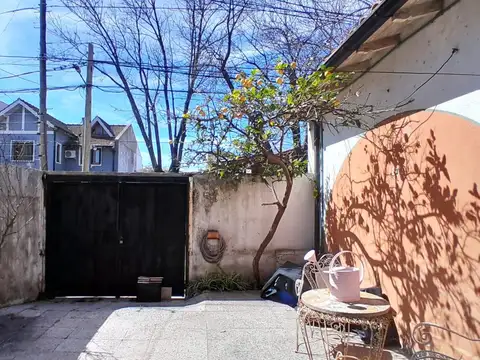 Casa en Venta en Olivos Vias/Maipu, USD 215.000
