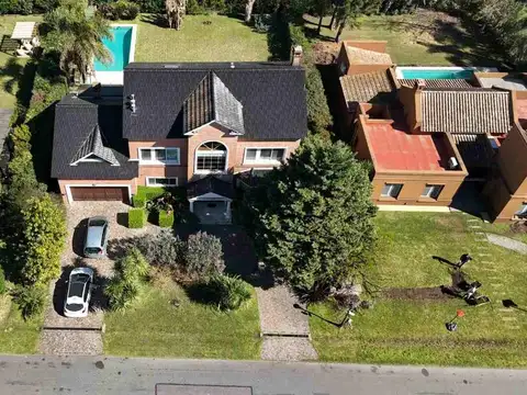 Casa en Venta de 4 dormitorios