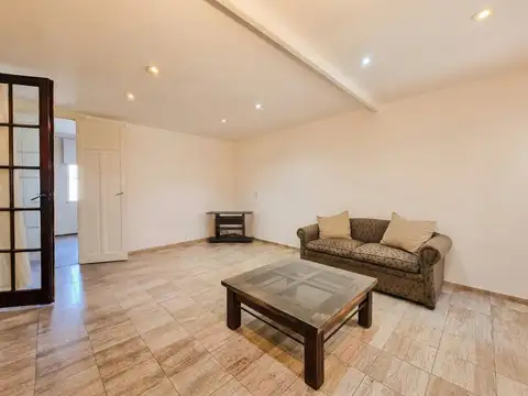 Depto Tipo Casa en Venta en Colegiales, USD 139.800