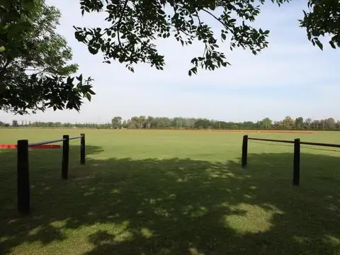 Boca Raton, Countries y Barrios Cerrados en Pilar, Pilar, G.B.A. Zona Norte