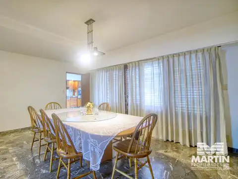 Importante Chalet de 8 amb en Olivos