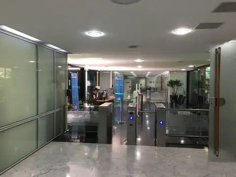 Oficina Monoambiente con 2 baños