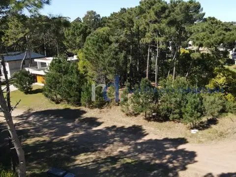 Terreno en Venta en Álamos 2, USD 83.000