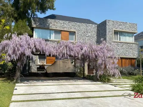 Casa en Saint Thomas Este-Oeste