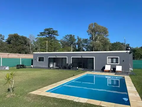 IMPERDIBLE CASA QUINTA EN FCO ALVAREZ , SE ACEPTA PERMUTA