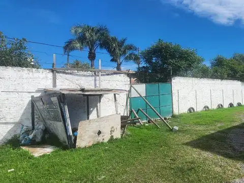 Galpon en Venta 61  mts Fondo