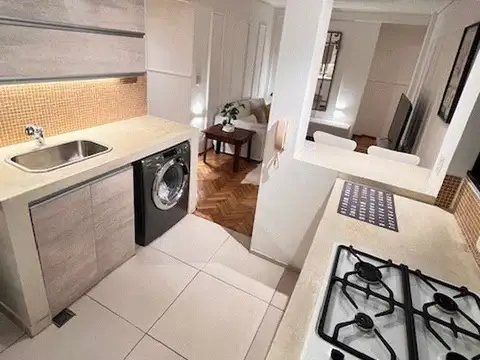 2 ambientes con patio- Belgrano refaccionado a nuevo!