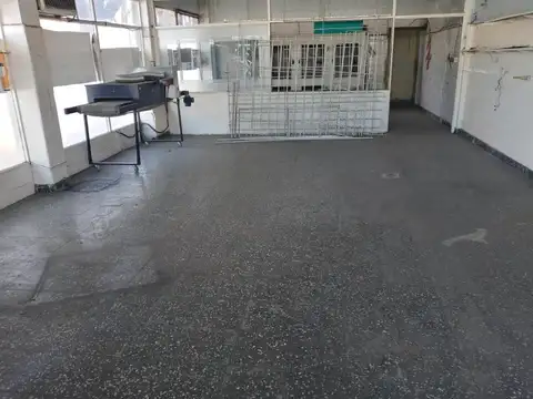 Local en Venta 55 años