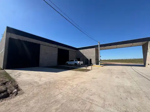 Galpon en Alquiler 10  mts Frente