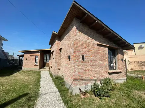 Casa en Venta en Roldan, USD 130.000
