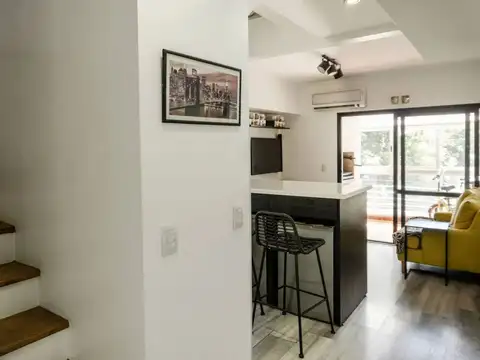 Pedernera 700, Piso 1