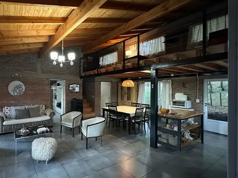 Casa en Venta en Las Golondrinas, USD 180.000