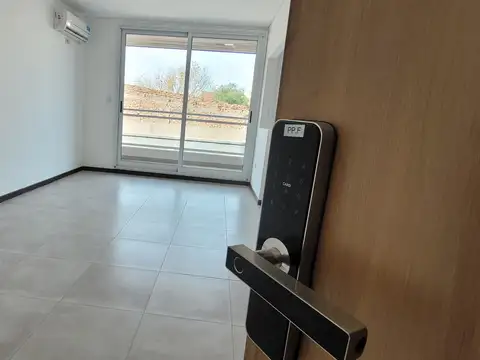 Departamento en Alquiler en Centro, $ 475.000